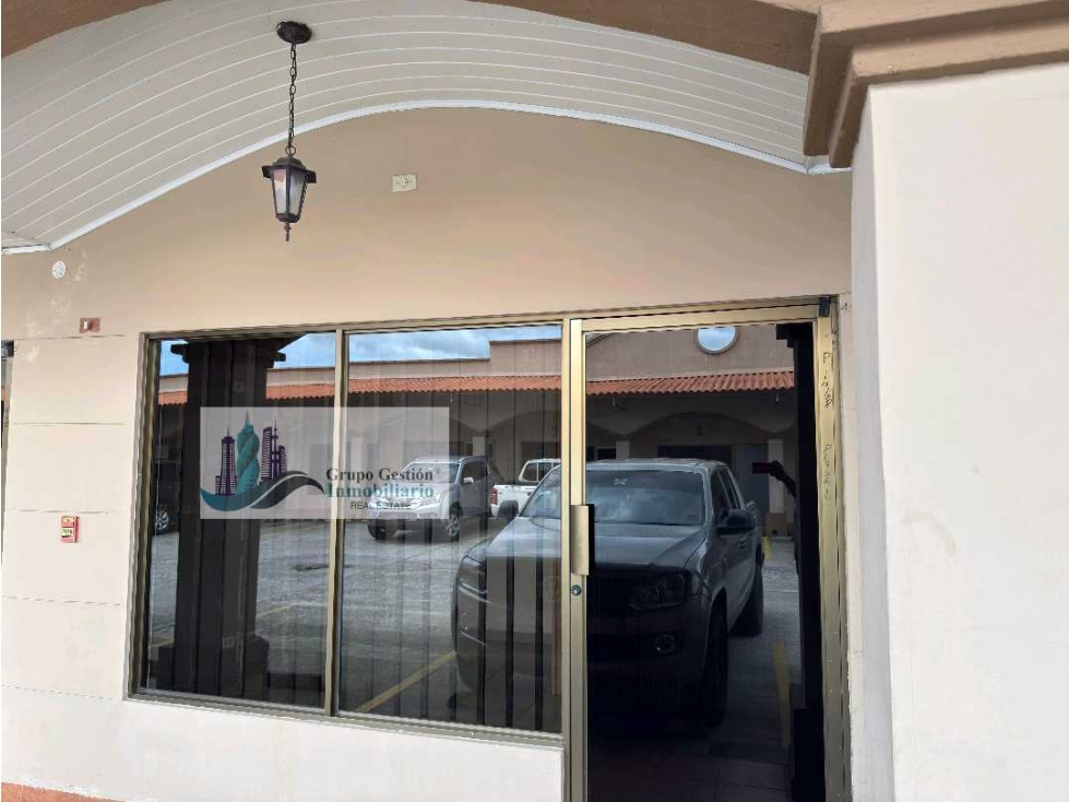 ALQUILER DE LOCAL COMERCIAL EN DAVID PLAZA MAYORCA — foto 5
