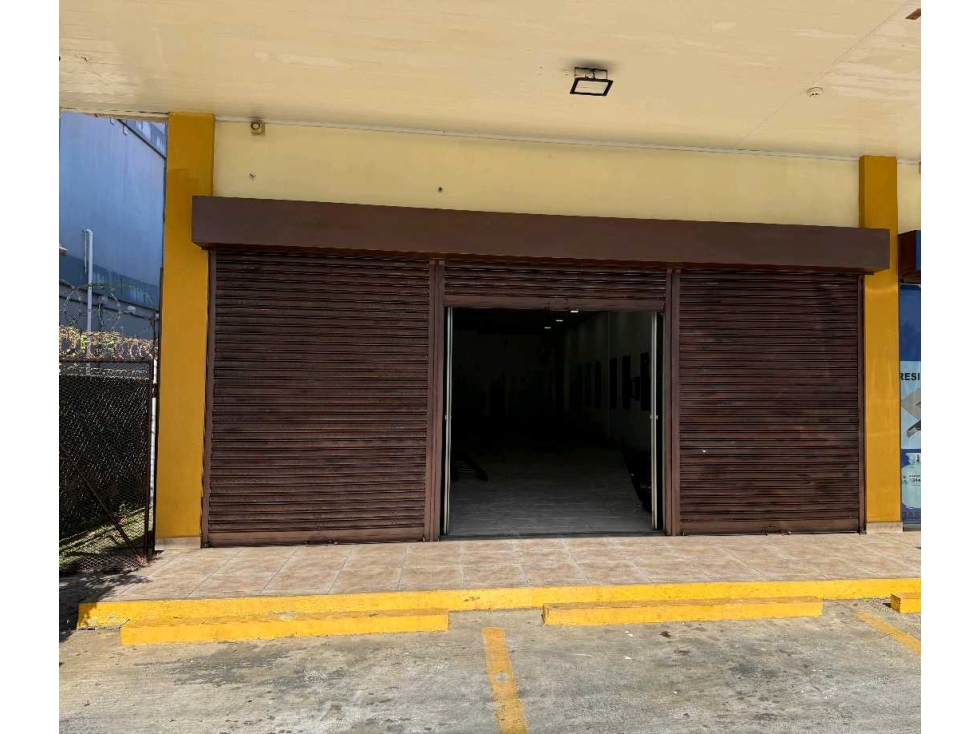 ALQUILER DE LOCAL COMERCIAL EN DAVID CENTRO 133 METROS — foto 2