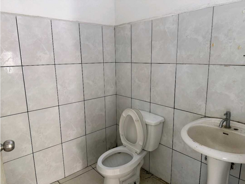 ALQUILER DE LOCAL COMERCIAL EN DAVID CENTRO 133 METROS — foto 6