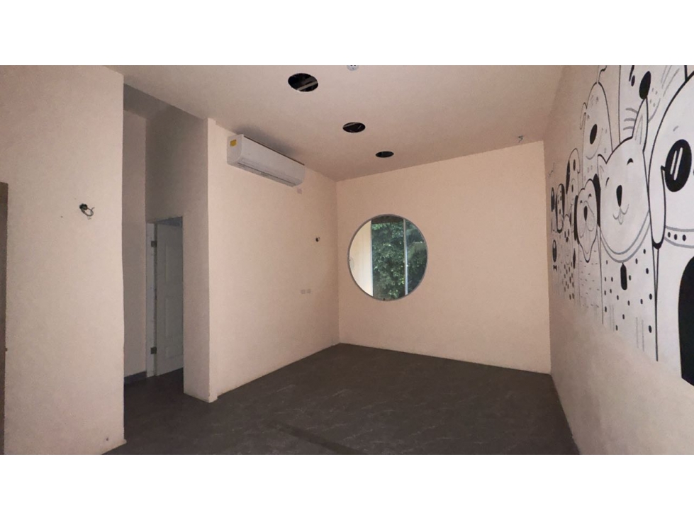 Alquiler de Local Comercial en San Francisco, Calle 69 — foto 6
