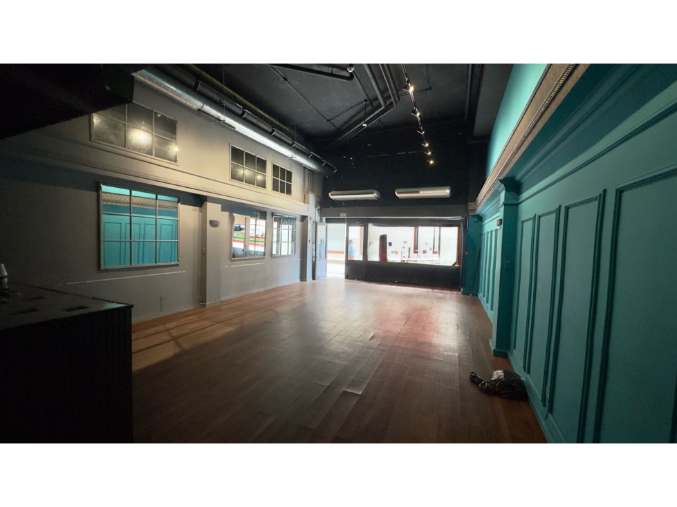 Alquiler de local comercial en Casco Antiguo — foto 2