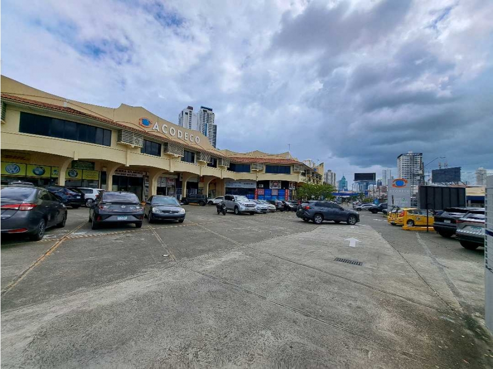 ALQUILER DE LOCAL COMERCIAL PLAZA CÓRDOBA PLANRA BAJA VV — foto 2