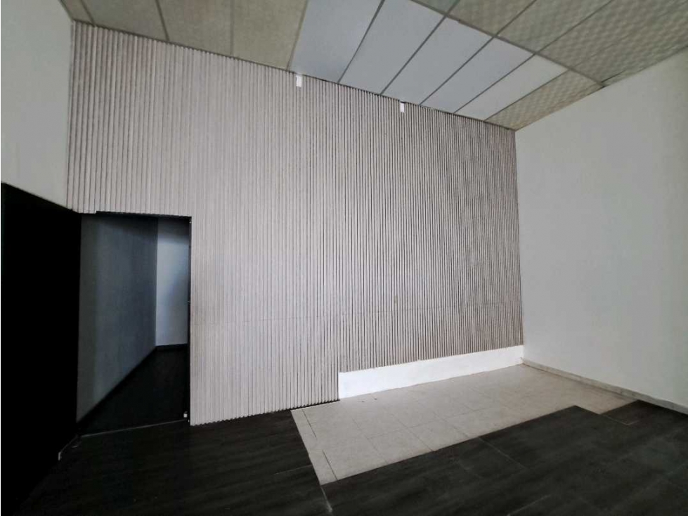 ALQUILER DE LOCAL COMERCIAL PLAZA CÓRDOBA PLANRA BAJA VV — foto 6