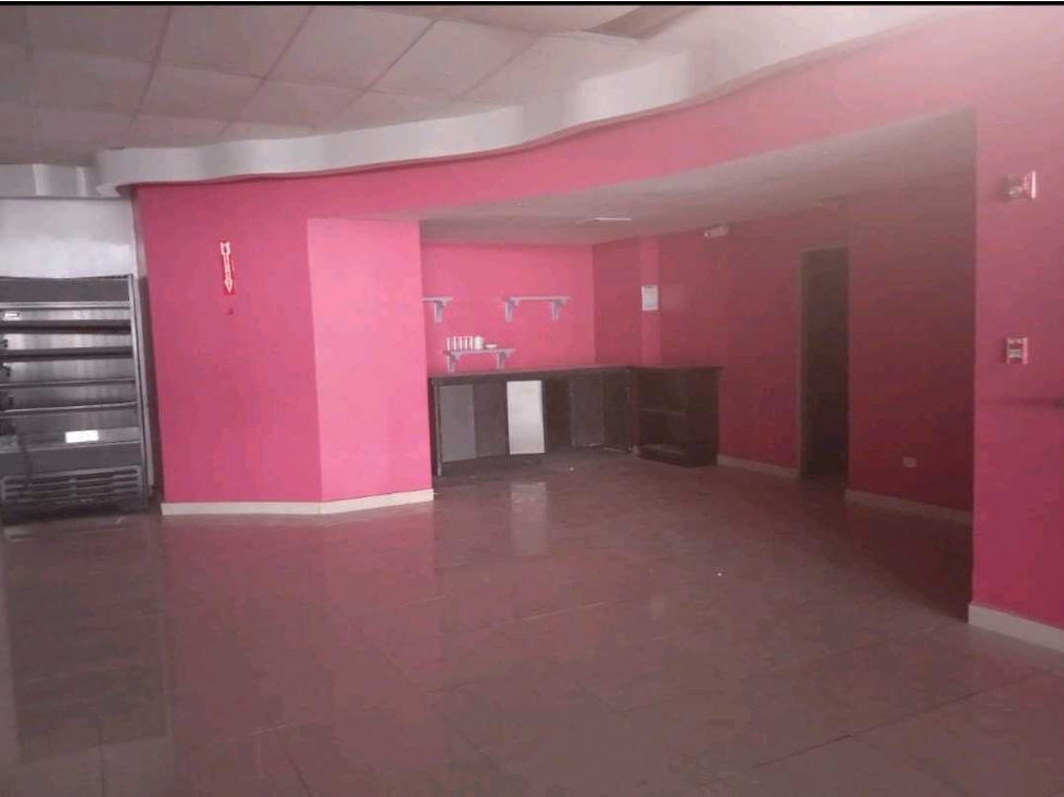 ALQUILER DE LOCAL DOS PLANTAS DE 710M2 EN VIA ESPAÑA NEGOCIABLE - 5