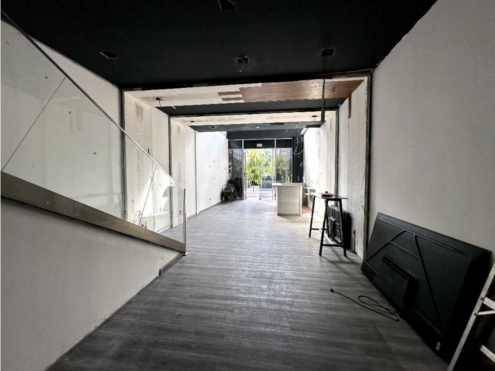 ALQUILER DE LOCAL EN CALLE URUGUAY INCLUYE MN, 145M2 — foto 3
