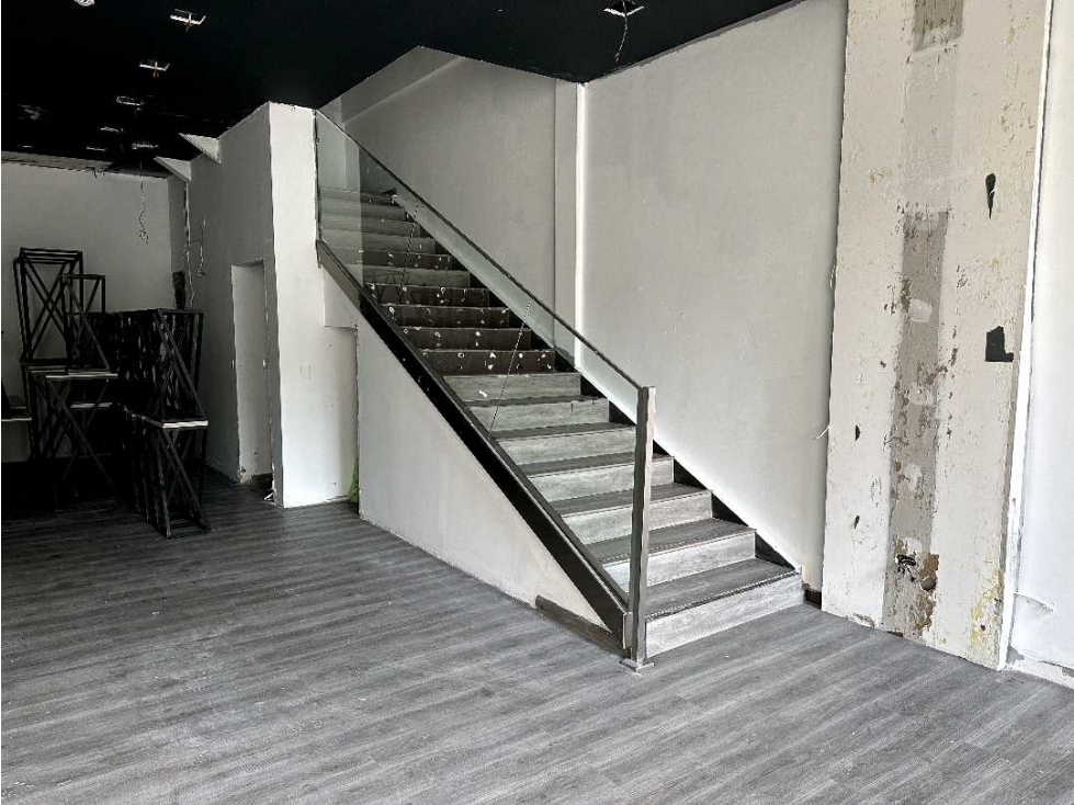 ALQUILER DE LOCAL EN CALLE URUGUAY INCLUYE MN, 145M2 — foto 4