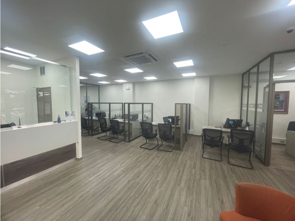 ALQUILER DE LOCAL EN CHORRERA 143m2 - 2