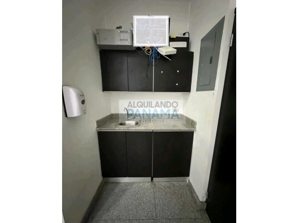 ALQUILER DE LOCAL EN OBARRIO — foto 4