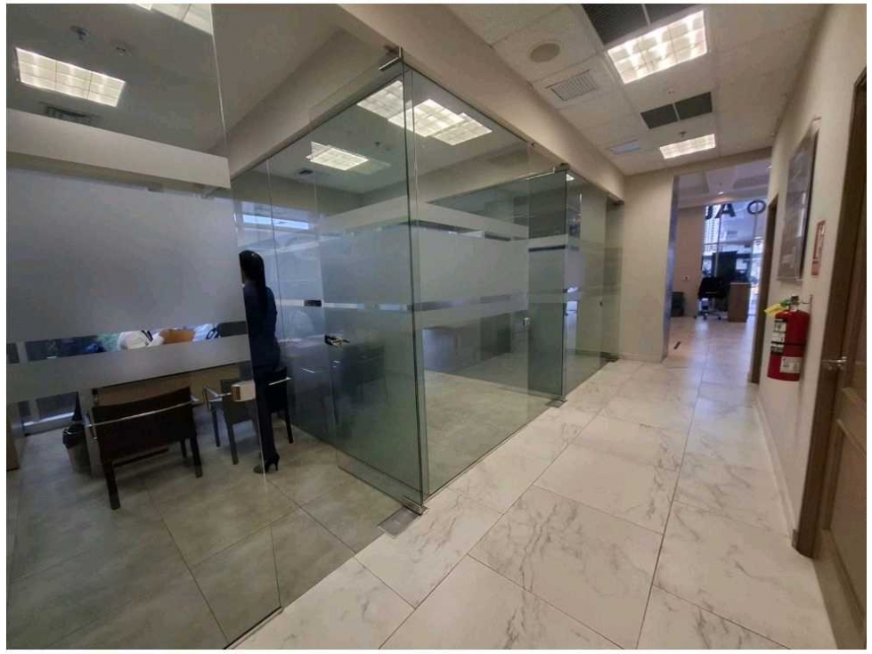 ALQUILER DE LOCAL EN PLANTA BAJA TORRE OPTIMA 200m2 DISPO 01/06 JP — foto 4