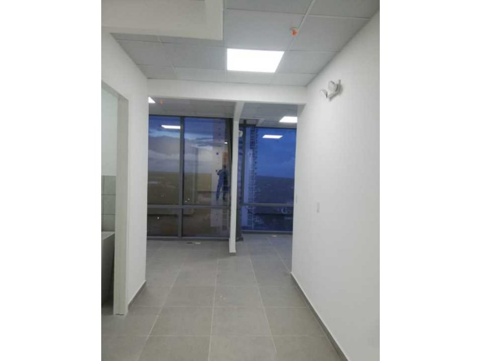 ALQUILER DE LOCAL PARA OFICINA 50 M2 EN COSTA DEL ESTE - 2