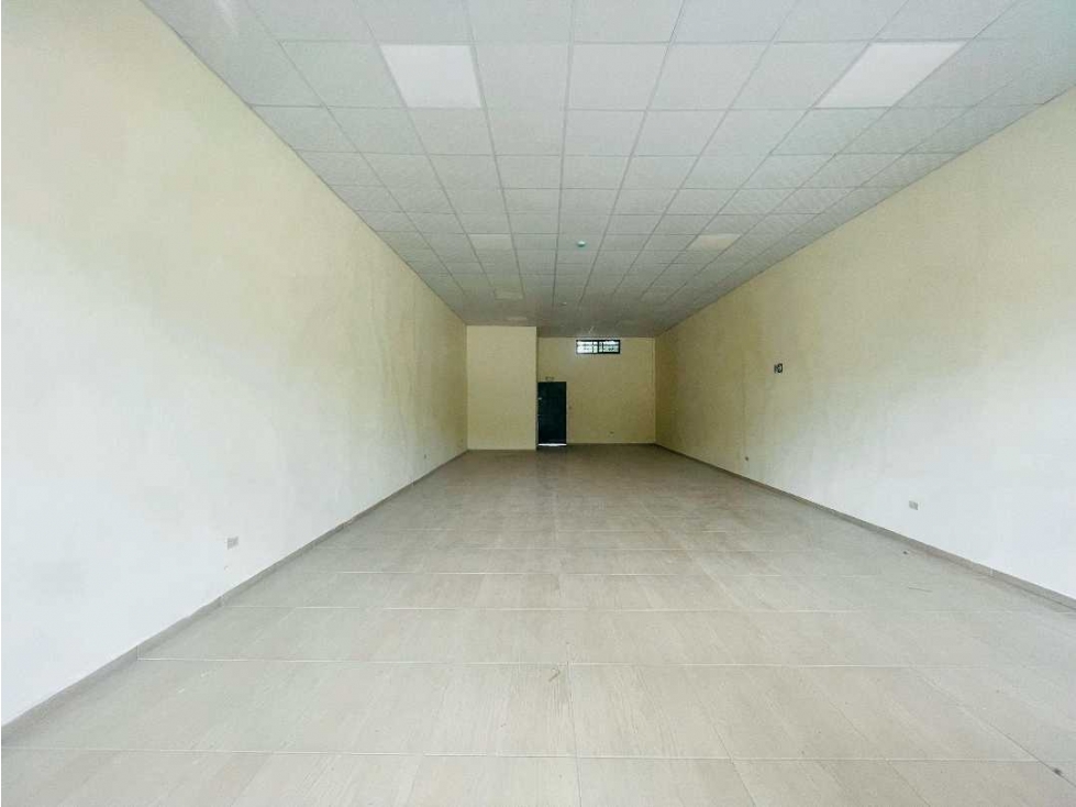 ALQUILER DE LOCALES COMERCIALES EN DAVID DE 36 y 95 METROS — foto 4