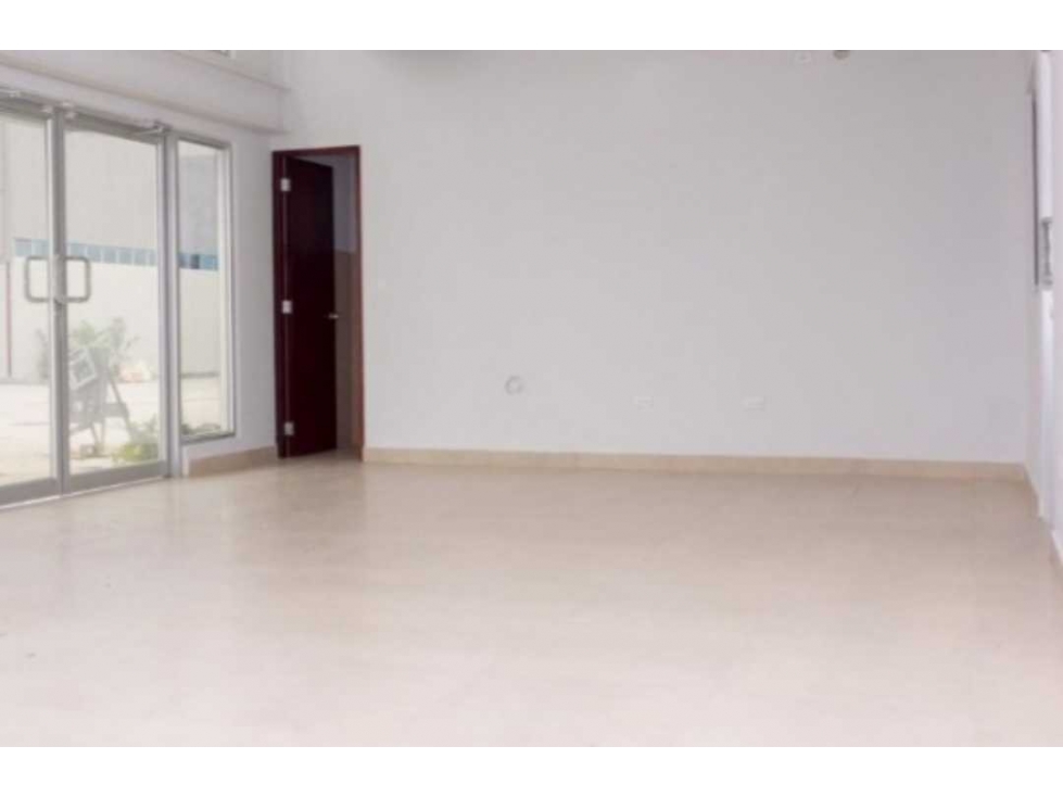 Alquiler de Ofi Bodega a nivel de piso y anden movil, Tocumen Cod-J067 - 3