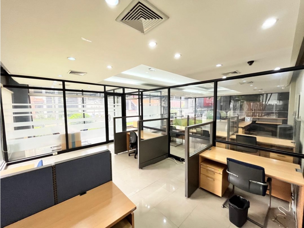 ALQUILER DE OFICINA AMOBLADA EN AQUILINO DE LA GUARDIA 488m2 JP — foto 2