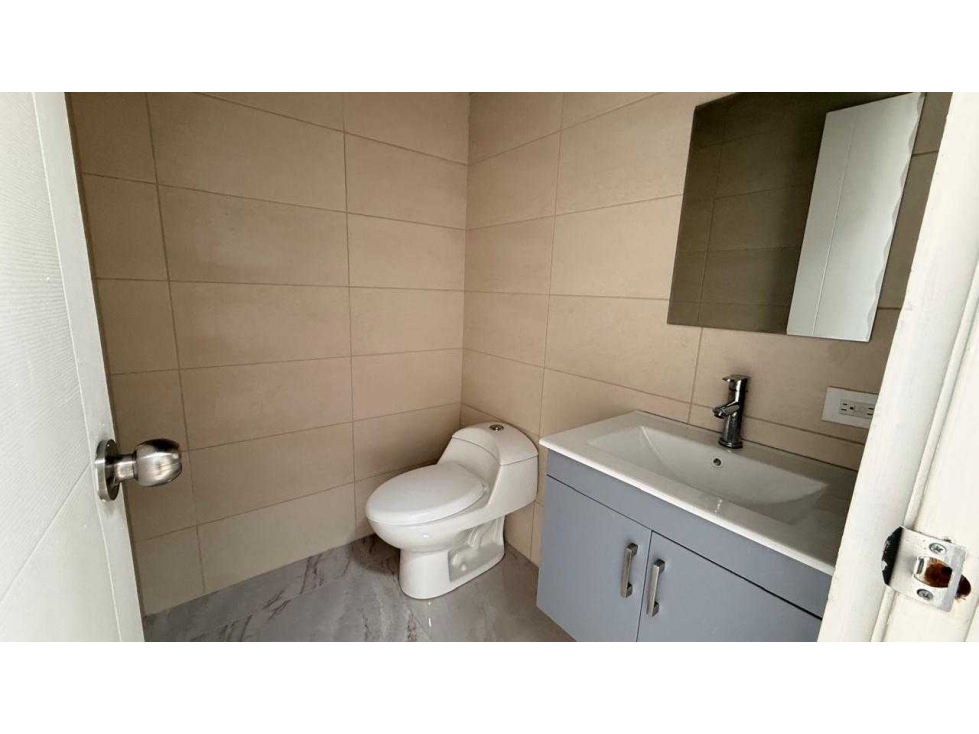 ALQUILER DE OFICINA AVENIDA BALBOA 210M2 TORRE BICSA NRR — foto 5