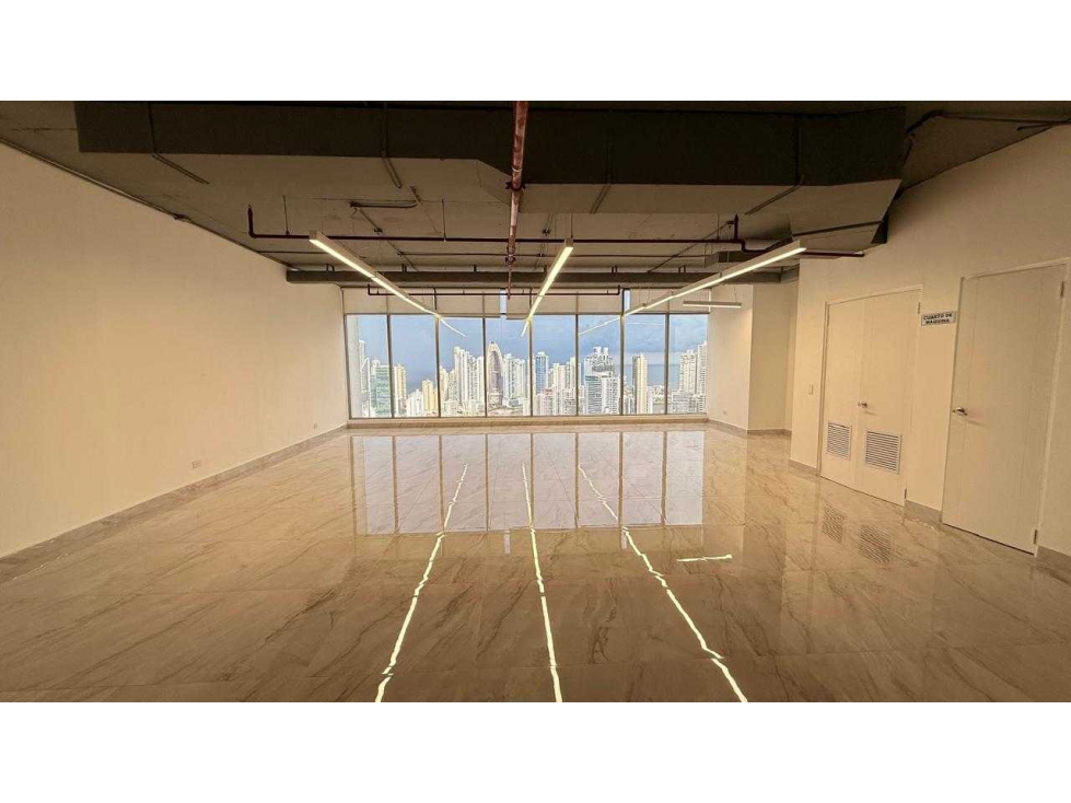 ALQUILER DE OFICINA AVENIDA BALBOA 108M2 TORRE BICSA NRR