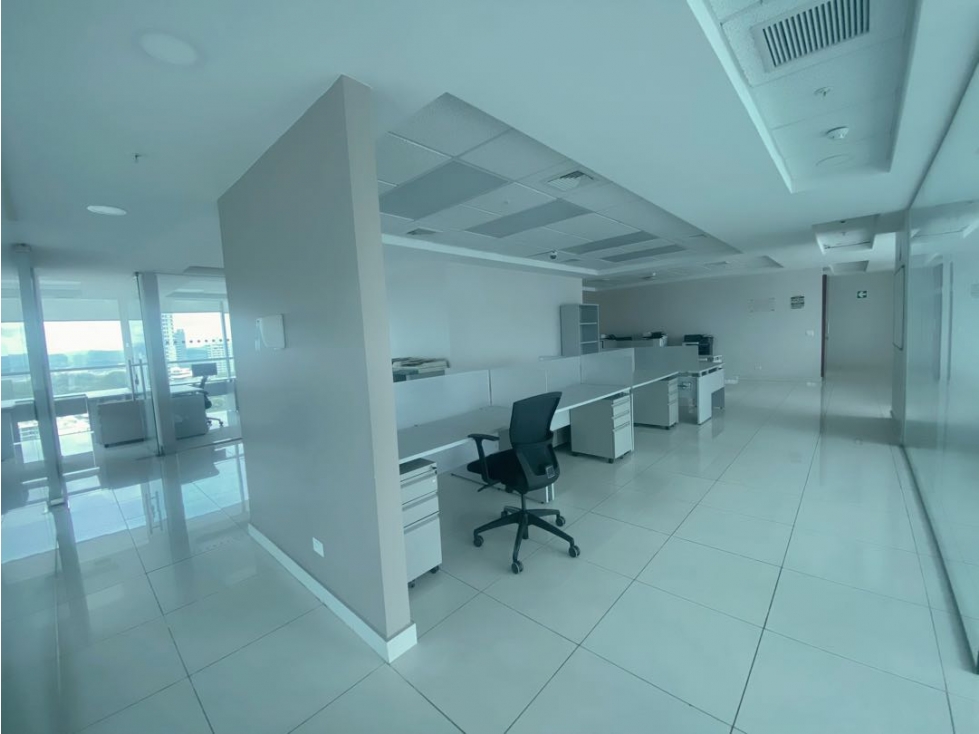 Alquiler de Oficina en Torre Hi Point, Bella Vista — foto 4