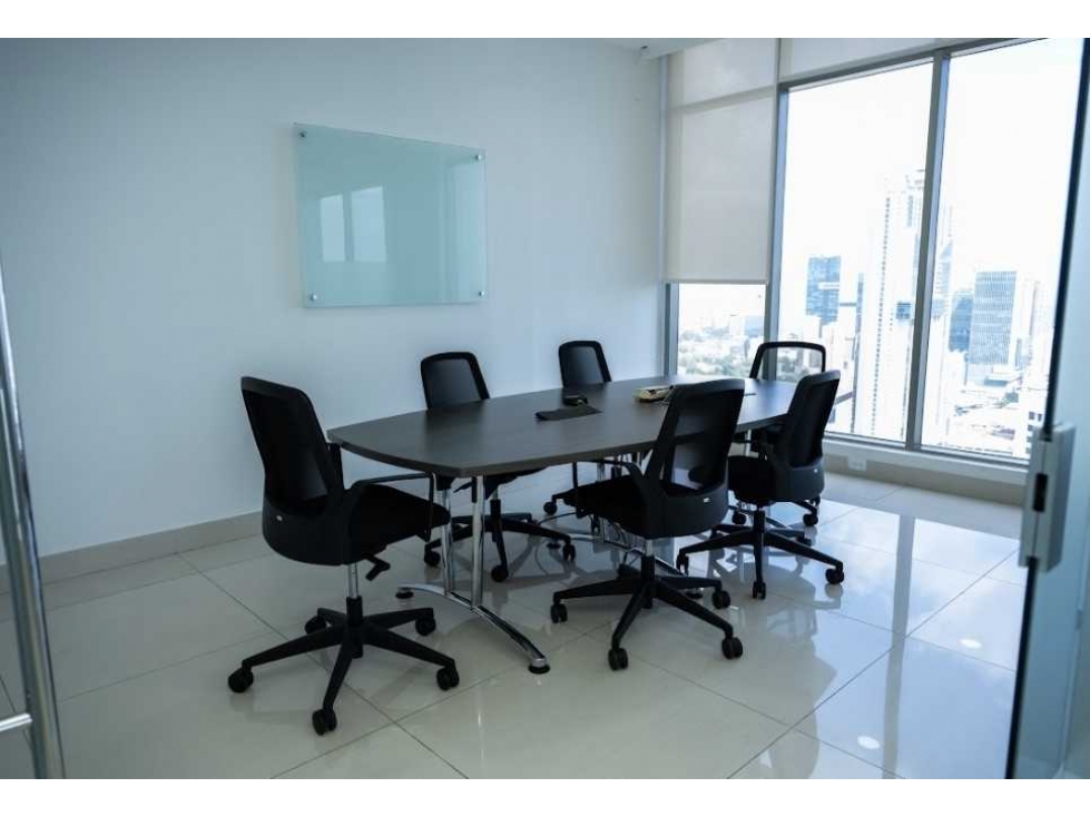 ALQUILER DE OFICINA EN BICSA - AVENIDA BALBOA - EQUIPADA - 225m2 - 2