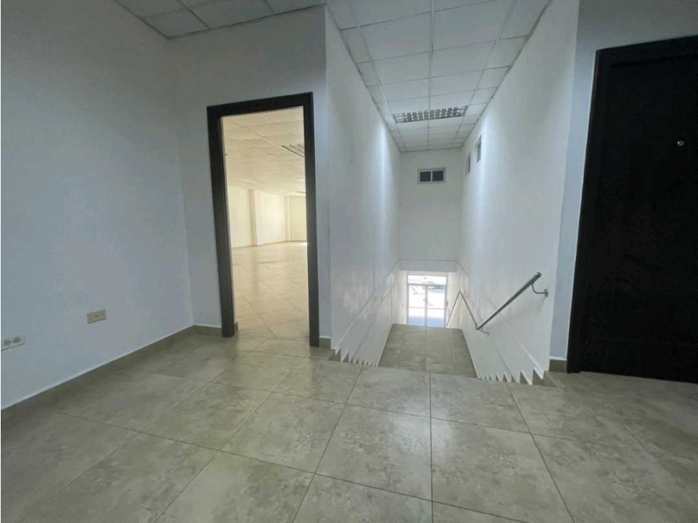 ALQUILER DE OFICINA EN DAVID AREA BANCARIA - 4