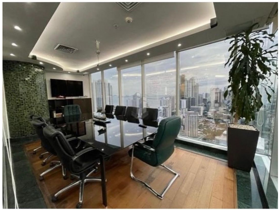 Alquiler y venta de oficina en el edificio F&F TOWER | Calle 50