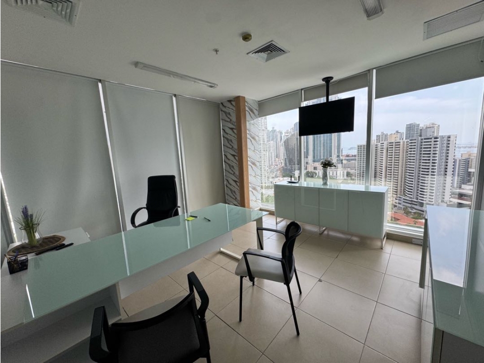 Alquiler de oficina amoblada | F&F Tower & El Tornillo, Calle 50