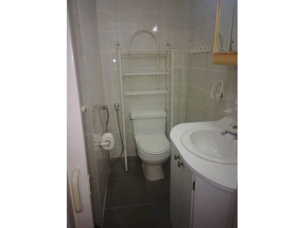 ALQUILER DE SUITE AMOBLADA EN KENNEDY NUEVA — foto 3