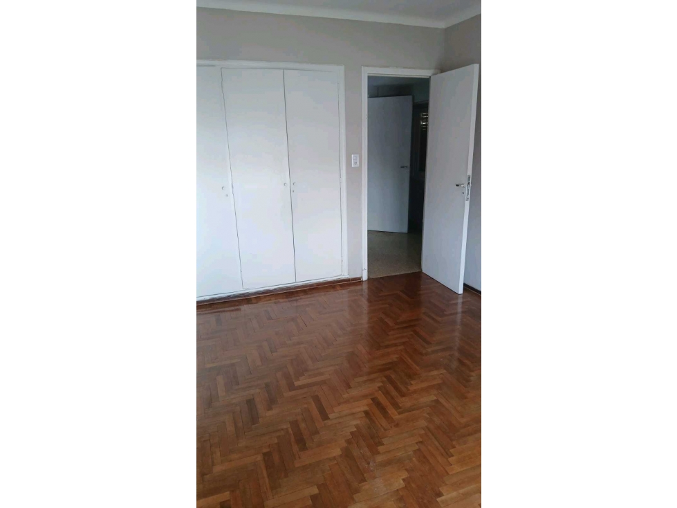 ALQUILER DPTO 3 AMBIENTES A LA CALLE, PISO 3. SAN JUAN Y RIVADAVIA !!! — foto 3