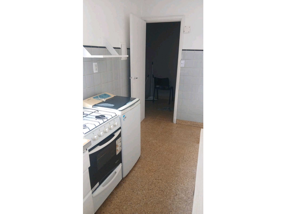 ALQUILER DPTO 3 AMBIENTES A LA CALLE, PISO 3. SAN JUAN Y RIVADAVIA !!! — foto 4