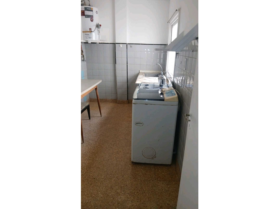 ALQUILER DPTO 3 AMBIENTES A LA CALLE, PISO 3. SAN JUAN Y RIVADAVIA !!! — foto 5