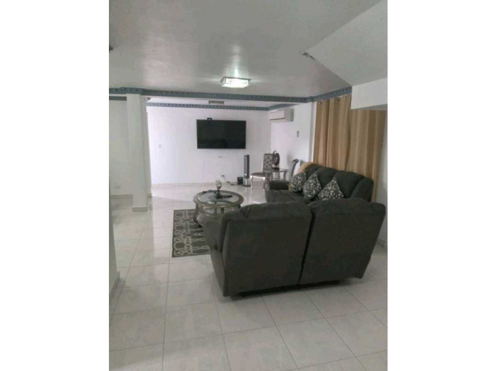 ALQUILER DE CASA EN ALTOS DE PANAMA 4 REC