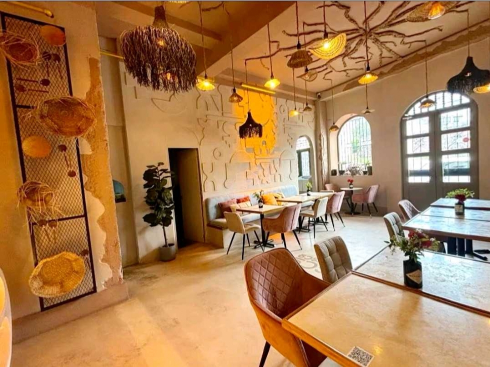 VENTA EDIFICIO AMOBLADO 4 NIVELES CASCO VIEJO FRENTE A PLAZA HERRERA - 4