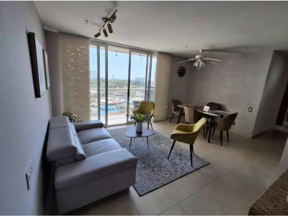 Alquiler en Villa Lucre | 3 Recámaras | Estudio | Incluye Gas y Manten