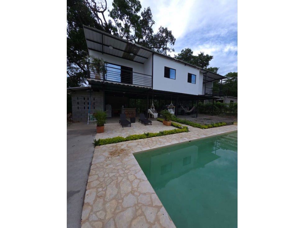 Alquiler finca por noches y fines de semana Sopetran para 20 personas