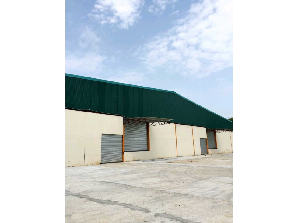 ALQUILER GALERA 1000 M2 EN VACAMOBTE CHORRERA - 2