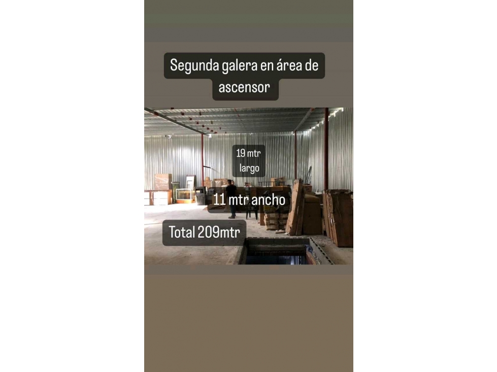 ALQUILER GALERA MAÑANITAS 24 DE DICIEMBRE 400 m2 - 3