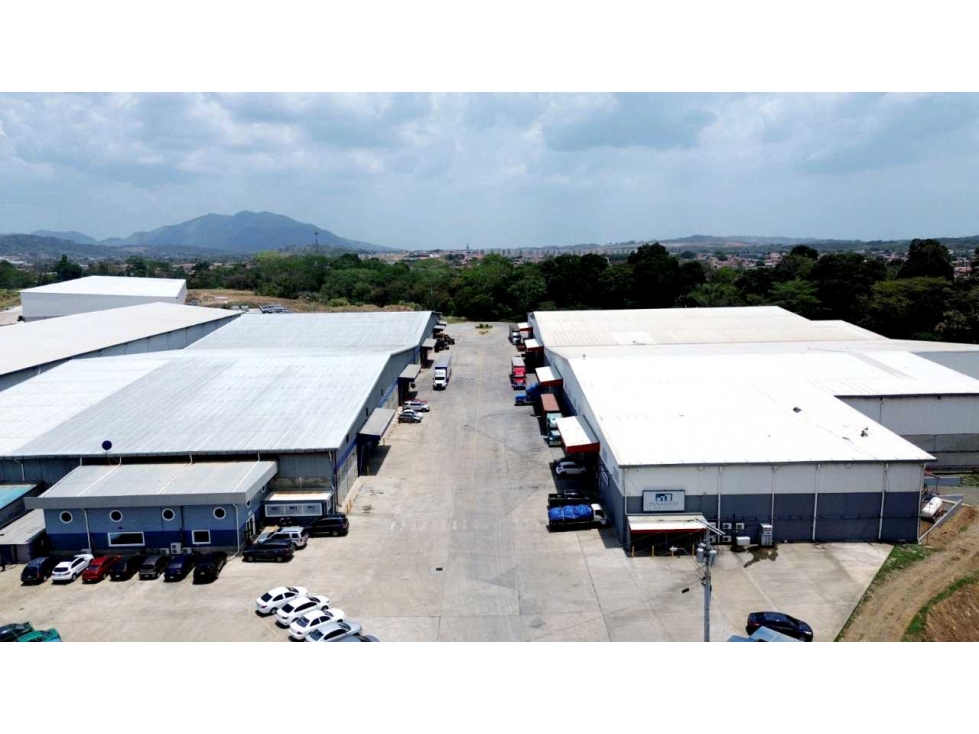 ALQUILER GALERAS DESDE 1000 A 4000 M2 EN ARRAIJAN CENTRO LOGISTICO — foto 2