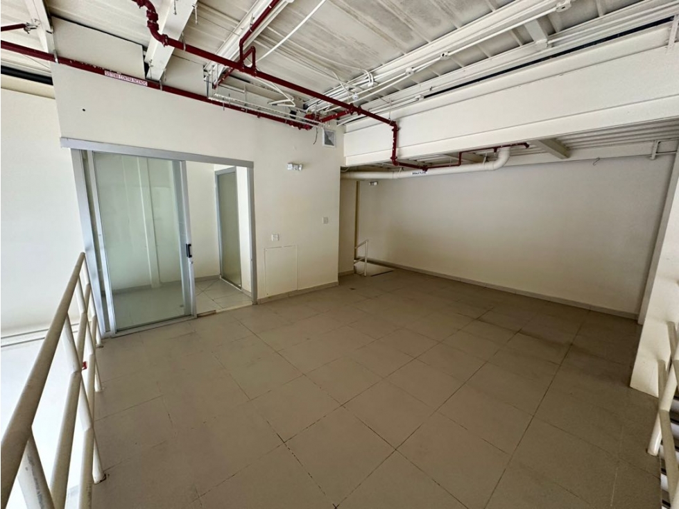 ALQUILER DE LOCAL EN VIA PORRAS CON MANTENIMIENTO INCLUIDO 291m2 JP — foto 6