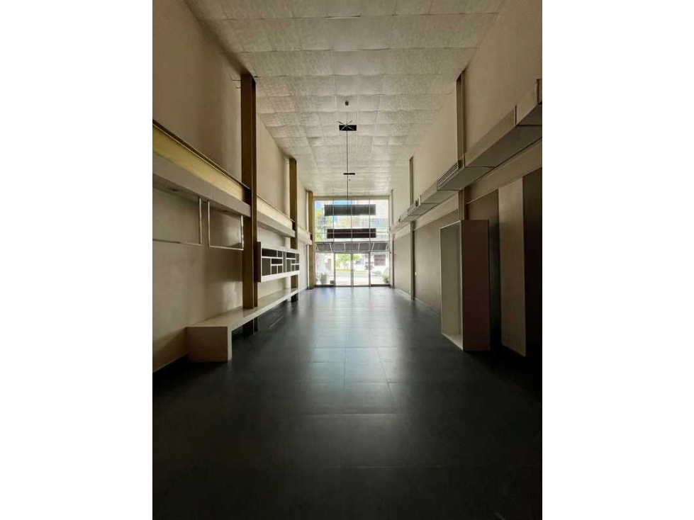 ALQUILER LOCAL COMERCIAL 100 MT2 EN SAN FRANCISCO LT. - 4