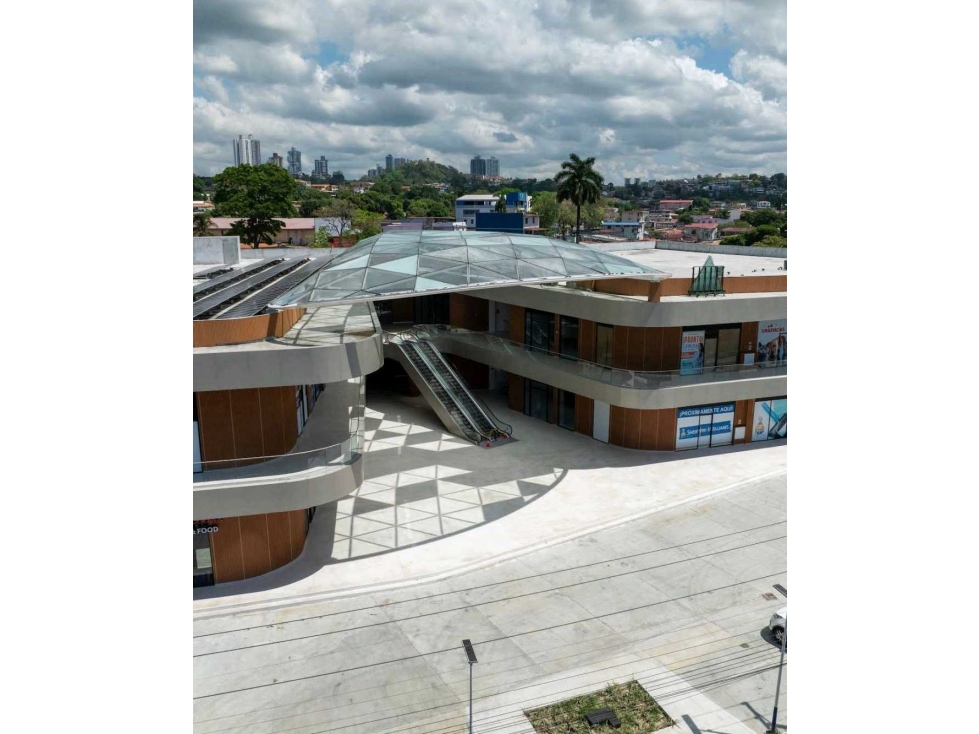 ALQUILER LOCAL COMERCIAL 1010.48 m2 EN PH PANAMA PLAZA LT. — foto 3