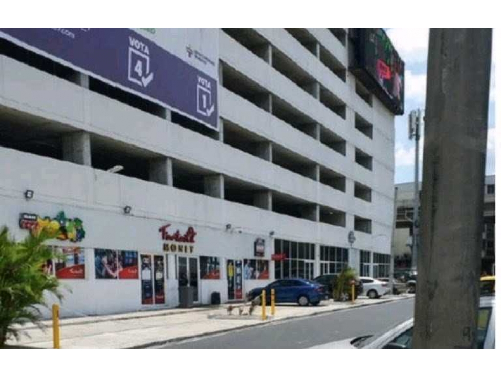 ALQUILER LOCAL COMERCIAL 322 MT2 P/BAJA EN BAY VIEW LT.