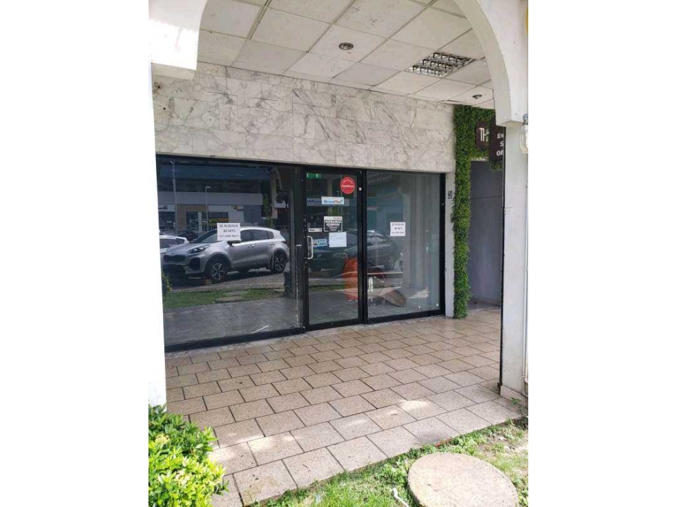 ALQUILER LOCAL COMERCIAL 80M2 VIA ESPAÑA FRENTE EST, EL CARMEN LT — foto 2