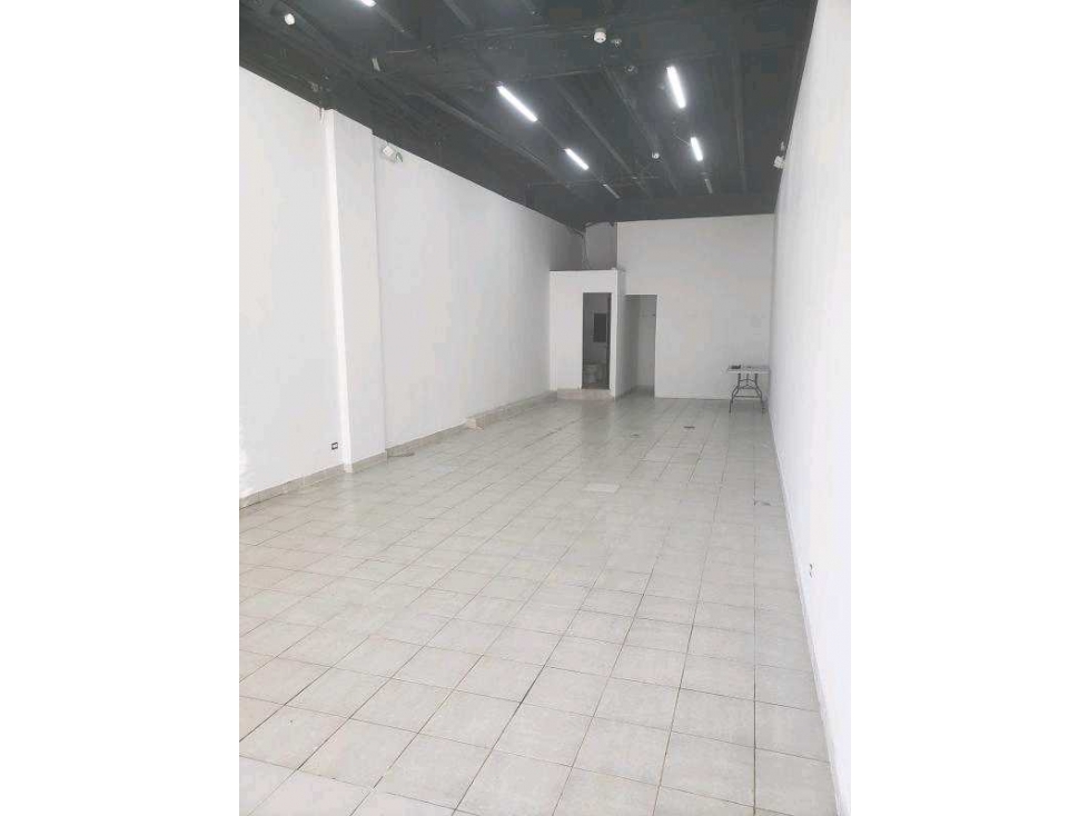ALQUILER LOCAL COMERCIAL 80M2 VIA ESPAÑA FRENTE EST, EL CARMEN LT — foto 4