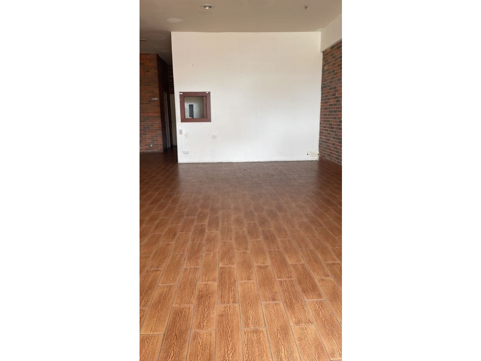 COSTA DEL ESTE/LOCAL 96m2/ALQUILER - 1