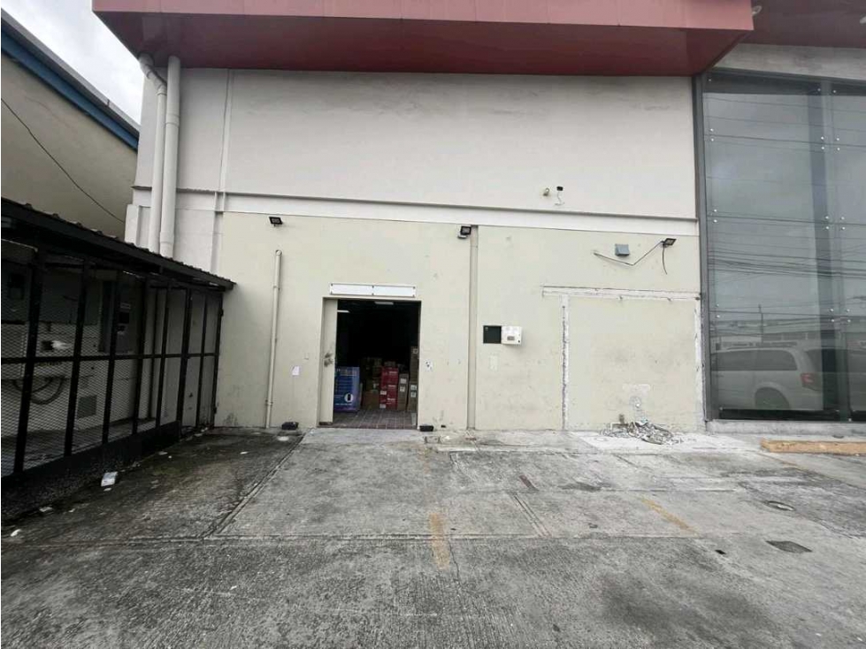 ALQUILER LOCAL COMERCIAL EDIFICIO RIO ABAJO - 2