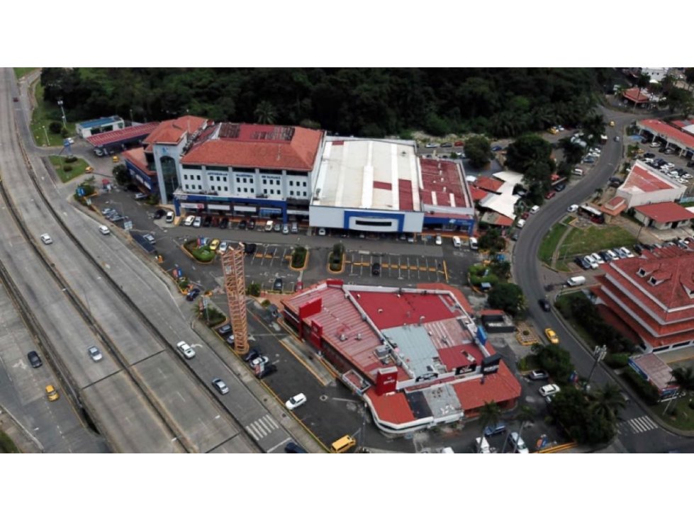 ALQUILER LOCAL COMERCIAL 174M2 EN PANCANAL PLAZA, ALBROOK — foto 4