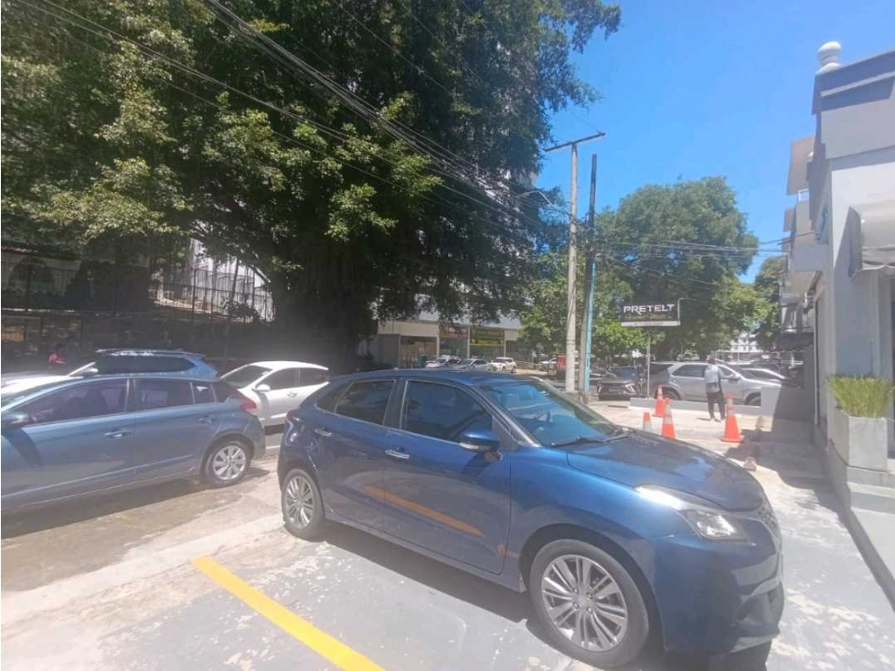 ALQUILER LOCAL COMERCIAL EN CALLE 50 A ESTRENAR LT. — foto 2