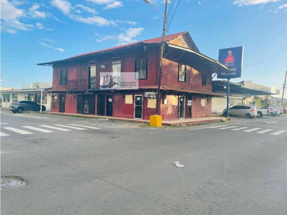 ALQUILER LOCAL COMERCIAL EN EL CORAZON DE DAVID DE 130 METROS
