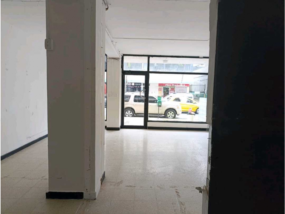 ALQUILER LOCAL COMERCIAL EN EL CANGREJO CERCA DE VIA VENETO LT — foto 6