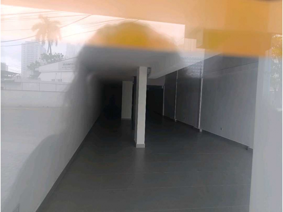 ALQUILER LOCAL COMERCIAL 200mt2 EN MARBELLA SHOPS LT — foto 2