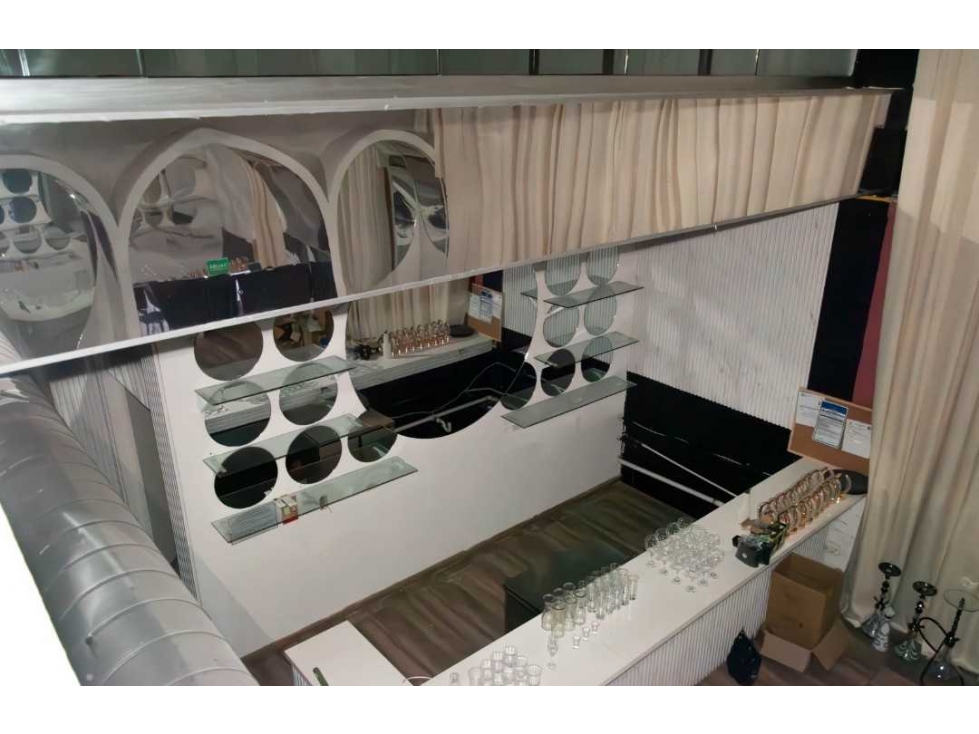 ALQUILER LOCAL COMERCIAL EN SAN FRANCISCO IDEAL PARA SPORT BAR LT. — foto 2