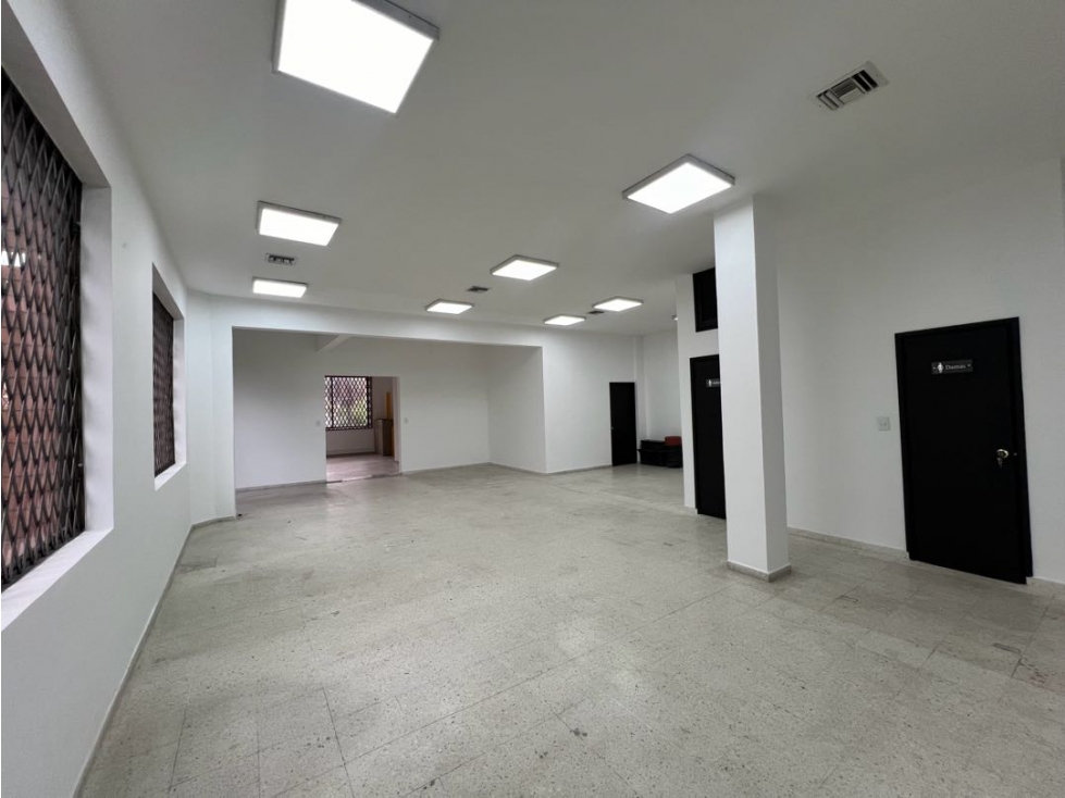 Alquiler Local Comercial en segundo piso para oficinas o bodega